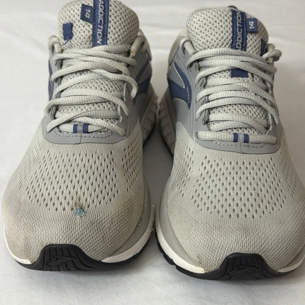 Brooks Addiction 14 1203061D077 Gray and Blue Running Sneakers Women's 10 D Wide